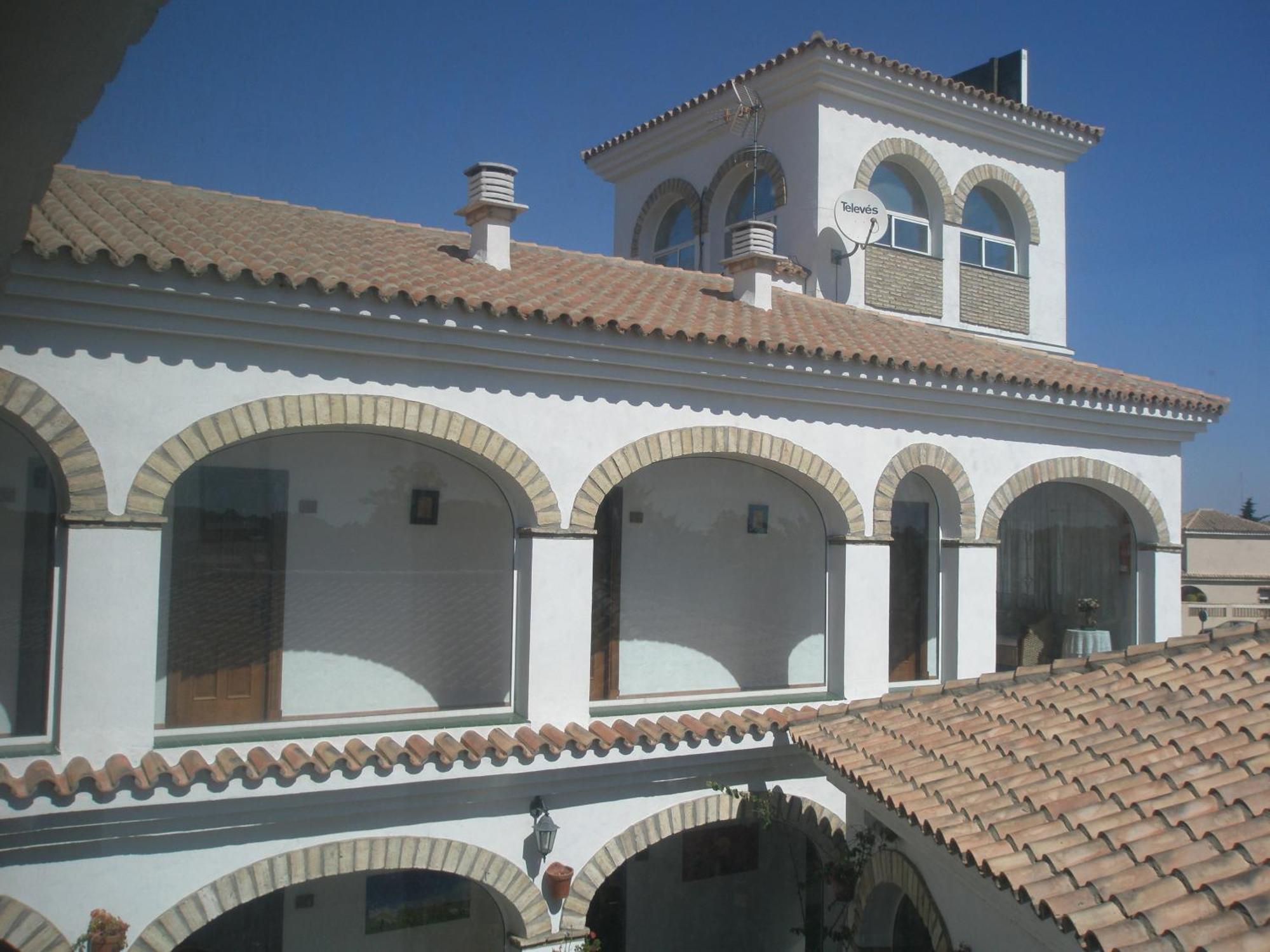 Hotel Cortijo Los Gallos チクラナ・デ・ラ・フロンテーラ エクステリア 写真