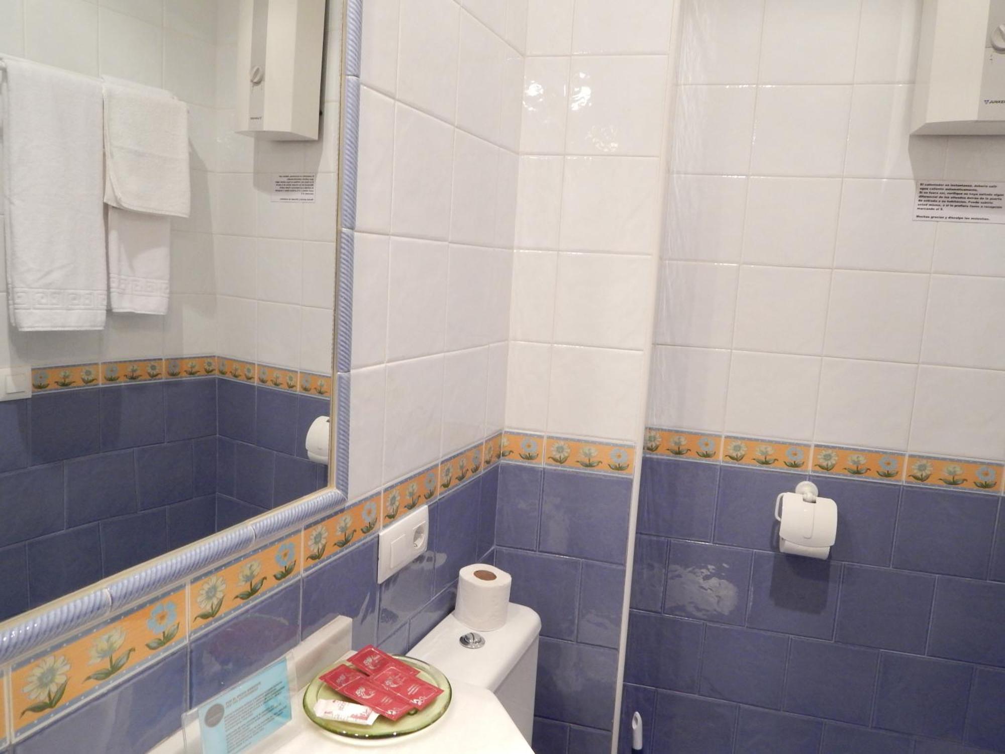 Hotel Cortijo Los Gallos チクラナ・デ・ラ・フロンテーラ 部屋 写真