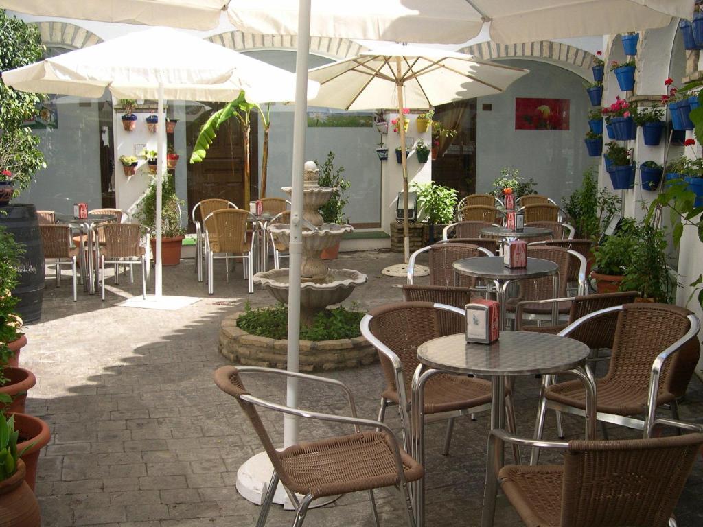 Hotel Cortijo Los Gallos チクラナ・デ・ラ・フロンテーラ エクステリア 写真