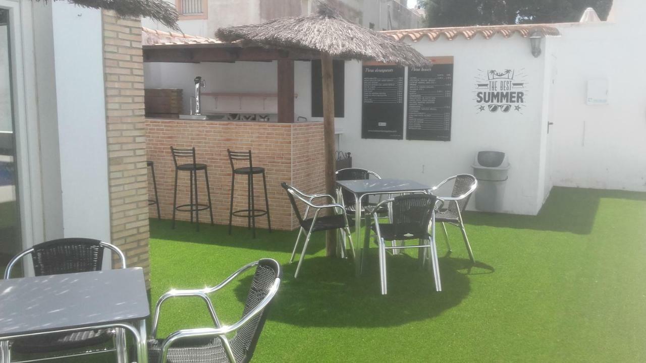 Hotel Cortijo Los Gallos チクラナ・デ・ラ・フロンテーラ エクステリア 写真